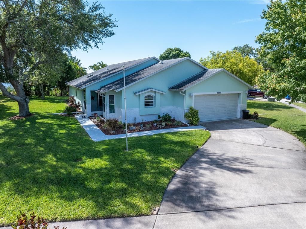 8280 SOMERSET DRIVE