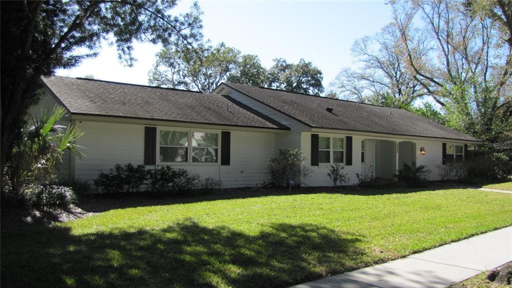 3326 SCHEFFLERA ROAD TAMPA, FL 33618