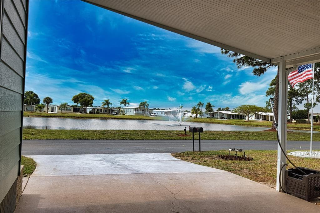 438 UMBERTO UNIT 925 NORTH PORT, FL 34287