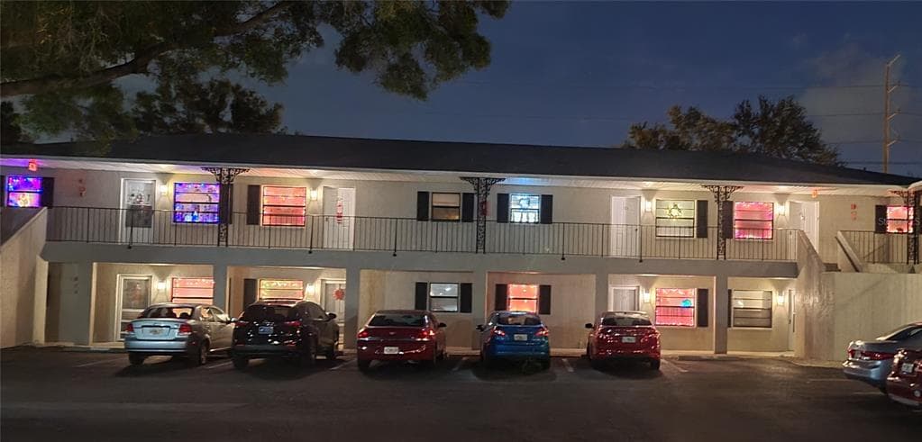 101 LAKE AVENUE NE UNIT 222
