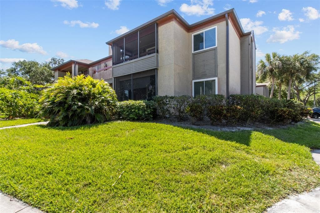 10263 GANDY BOULEVARD N UNIT 2415 ST PETERSBURG, FL 33702