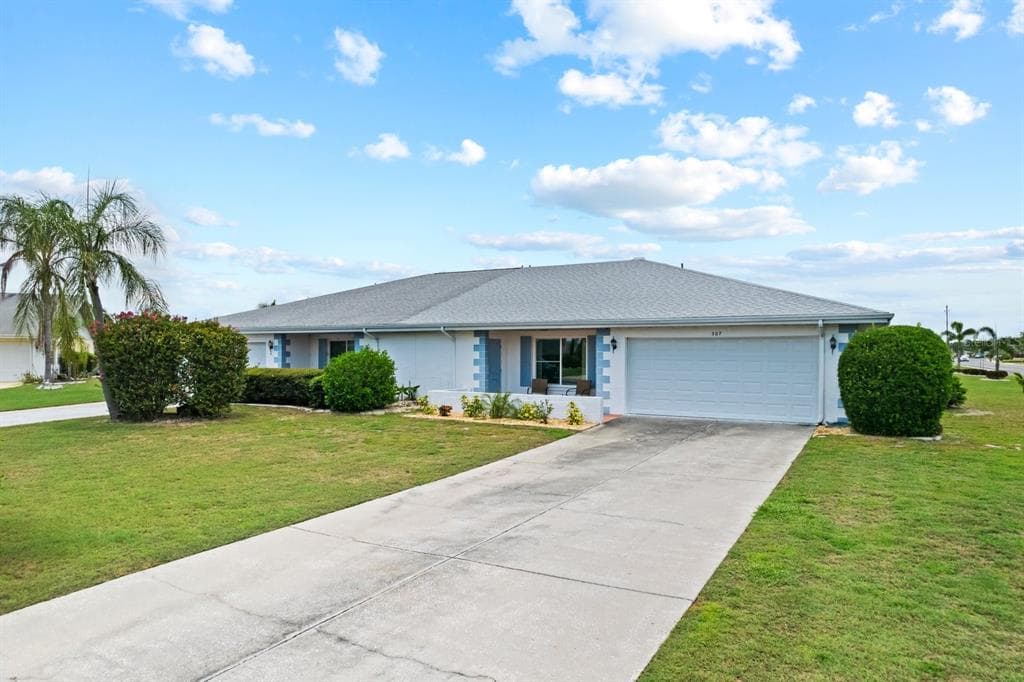 307 HICKORY STICK COURT SUN CITY CENTER, FL 33573