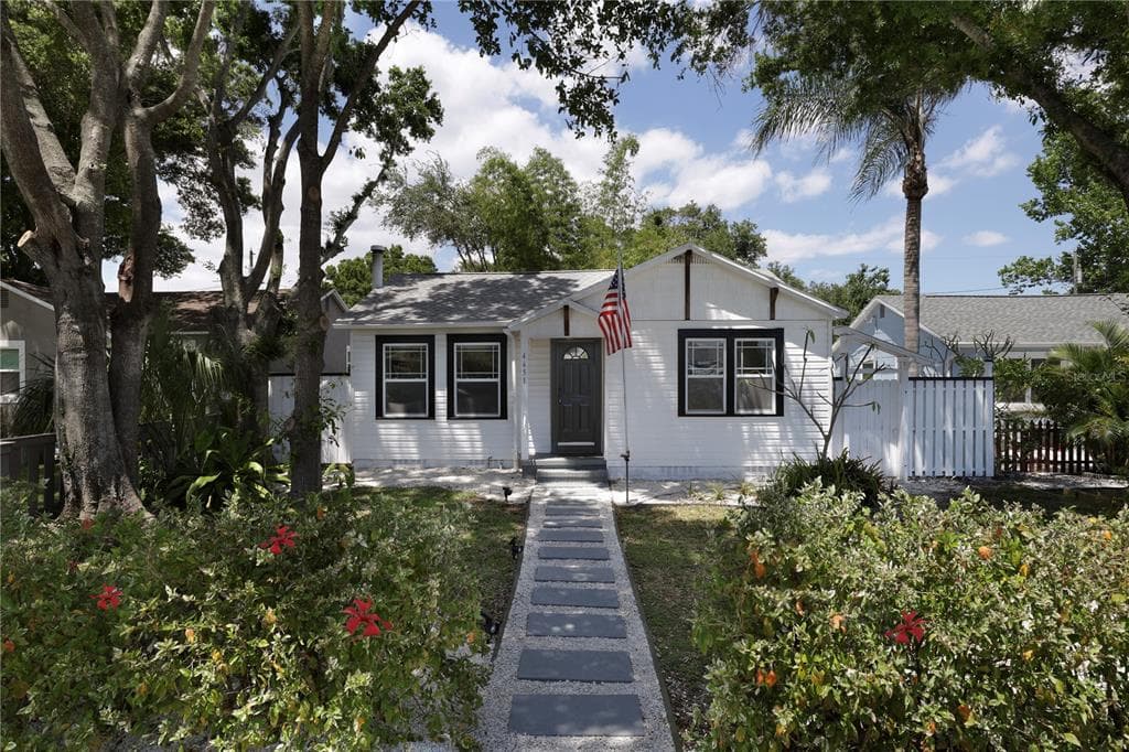 4651 6TH AVENUE S ST PETERSBURG, FL 33711