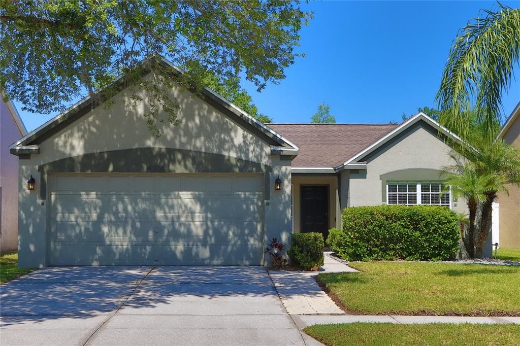 4208 PINE ISLE DRIVE LUTZ, FL 33558