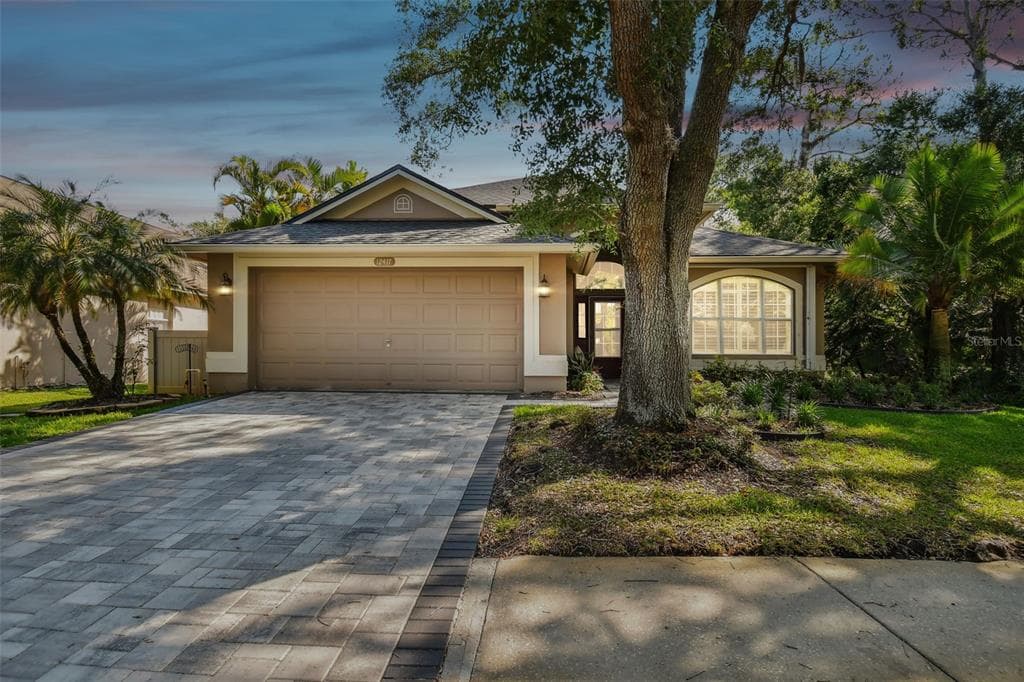 12417 GLENFIELD AVENUE TAMPA, FL 33626