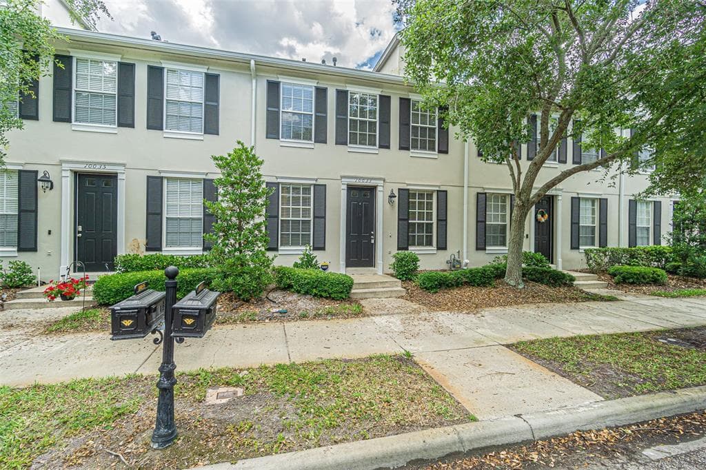 10033 BRADWELL PLACE TAMPA, FL 33626