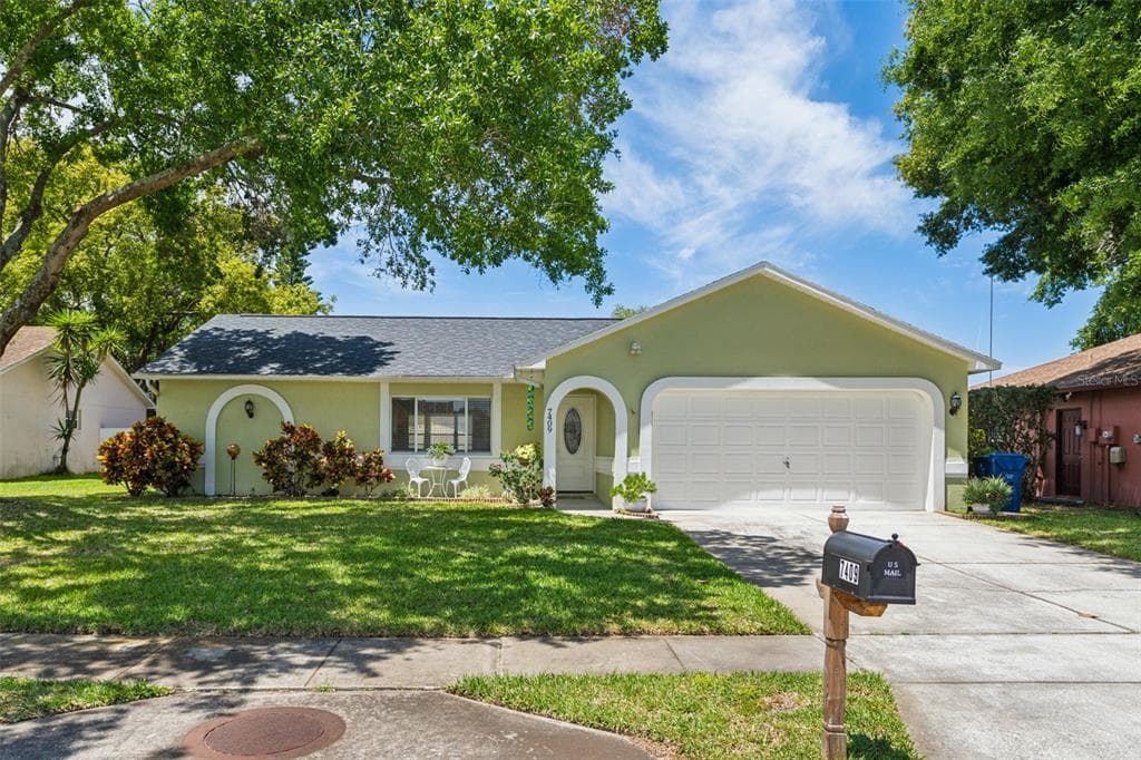 7409 FAIRWOOD AVENUE NEW PORT RICHEY, FL 34653