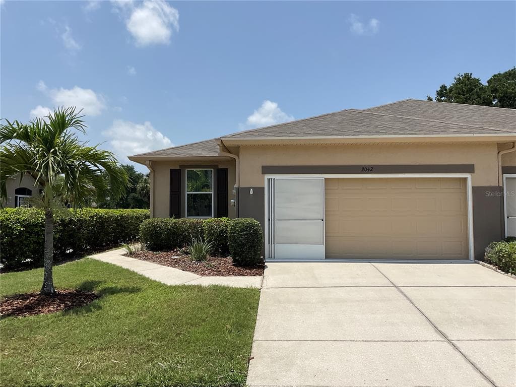 2042 ACADIA GREENS DRIVE SUN CITY CENTER, FL 33573