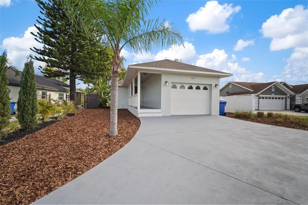 106 LOOKOUT DRIVE APOLLO BEACH, FL 33572