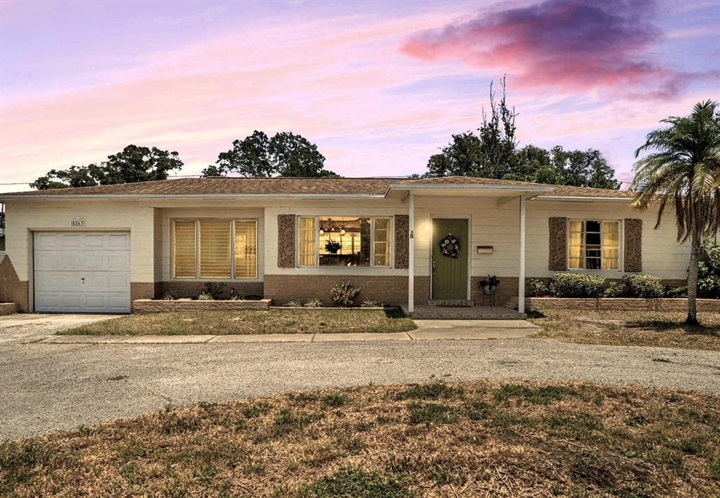 5263 22ND AVENUE N ST PETERSBURG, FL 33710
