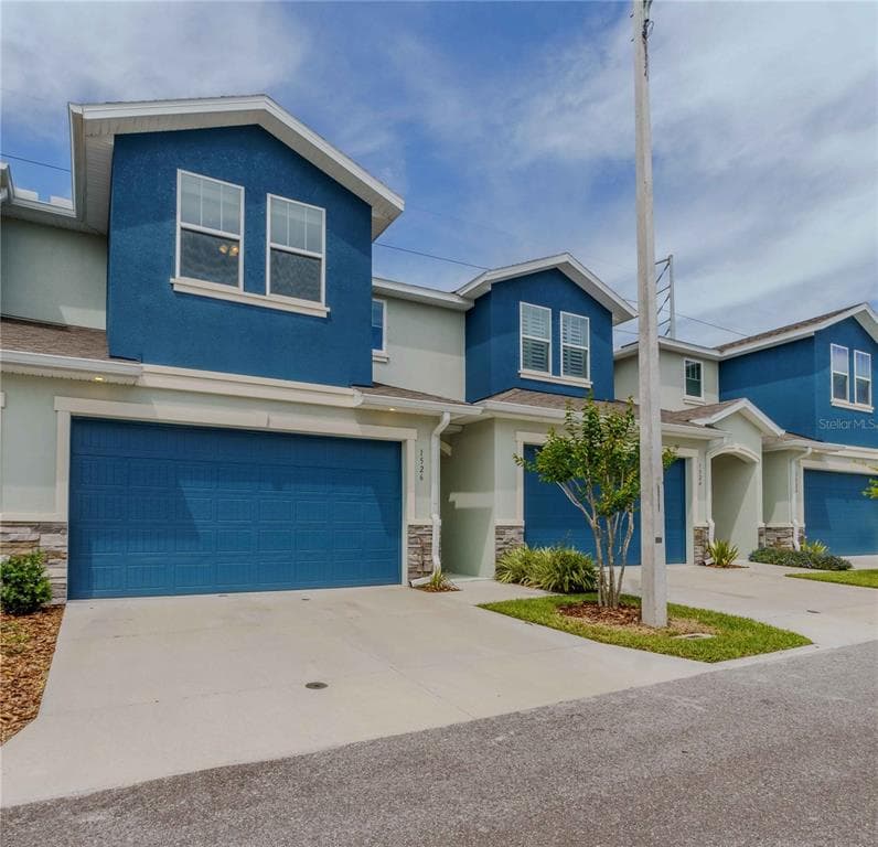1526 CALDERA COURT CLEARWATER, FL 33756