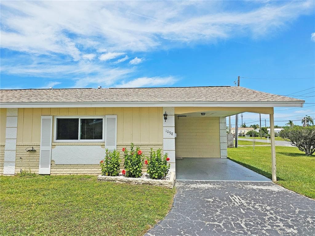 1098 LOCH HAVEN DRIVE N DUNEDIN, FL 34698