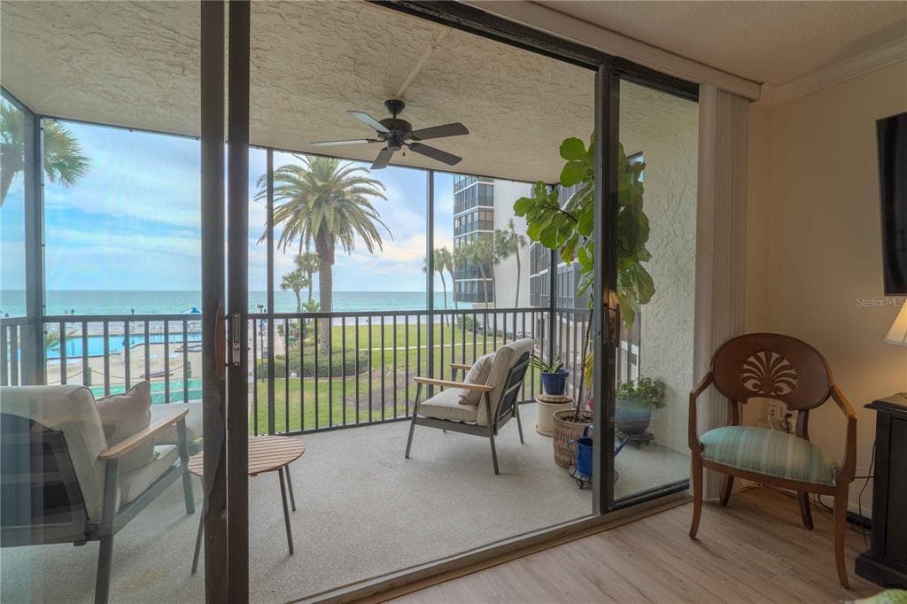 18304 GULF BOULEVARD UNIT 108 REDINGTON SHORES, FL 33708