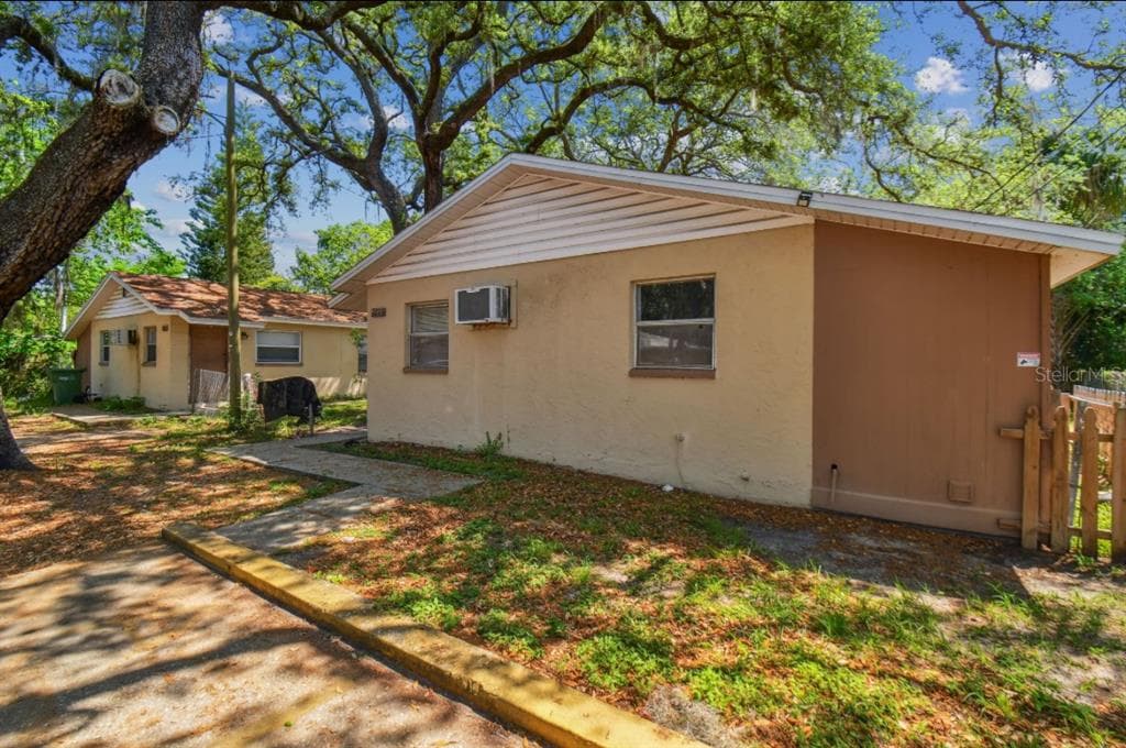 3705 N GARRISON STREET TAMPA, FL 33619