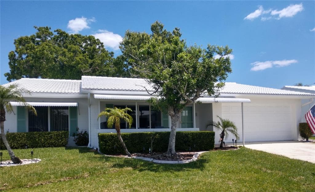 9215 36TH STREET N UNIT 6 PINELLAS PARK, FL 33782