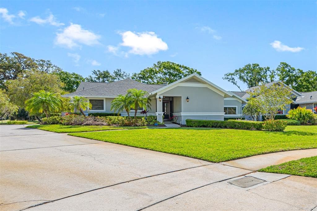 962 GULLANE DR TARPON SPRINGS, FL 34688