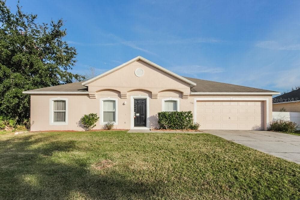 1328 DUNBARTON COURT KISSIMMEE, FL 34758