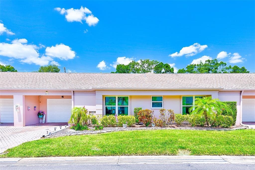 8213 ANNWOOD ROAD SEMINOLE, FL 33777