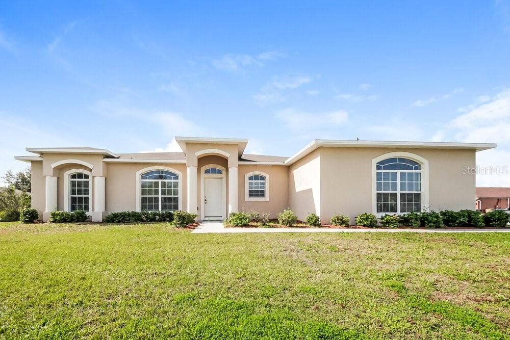 1000 MORVAN LANE KISSIMMEE, FL 34759