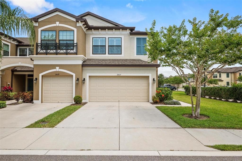 11427 CROWNED SPARROW LANE