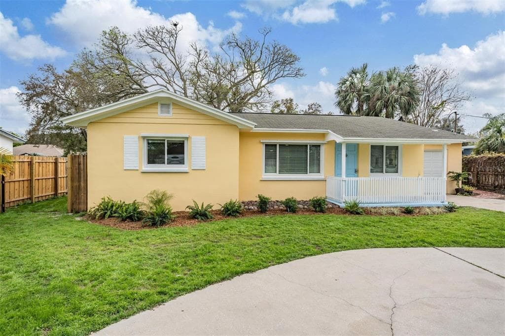 14704 SUNSET DRIVE LARGO, FL 33774