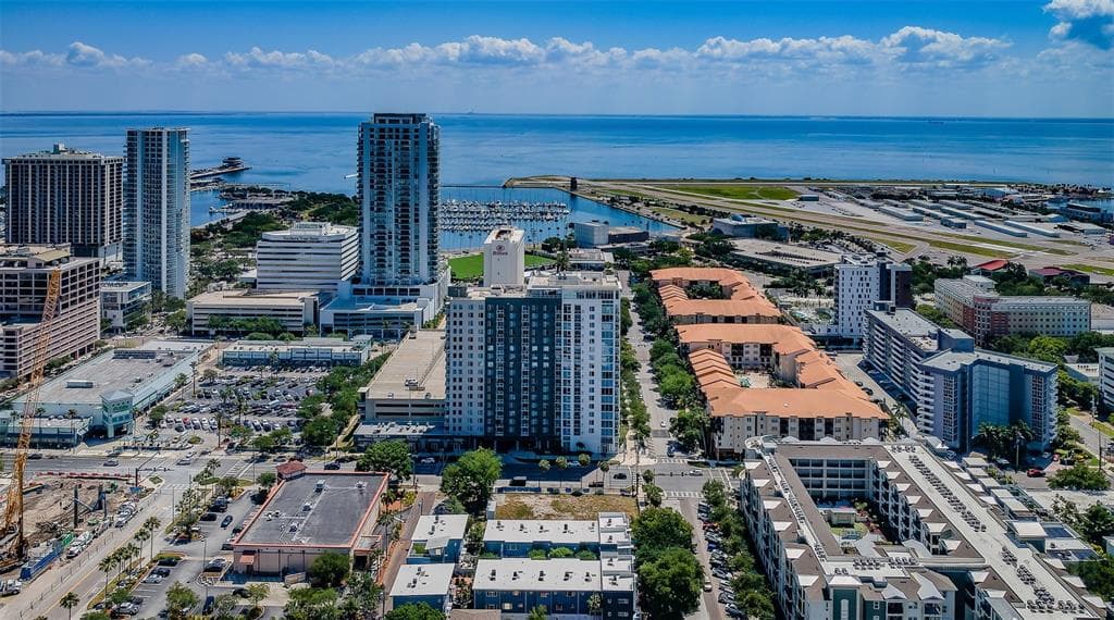 363 4TH AVENUE S ST PETERSBURG, FL 33701