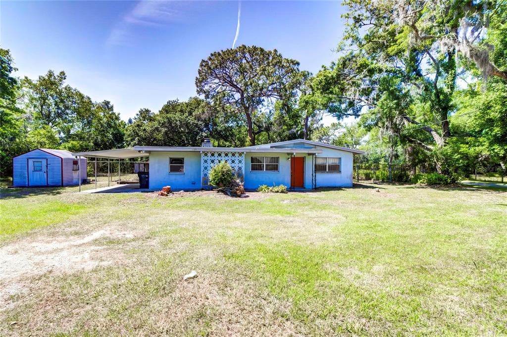 900 W COUNTY LINE ROAD LUTZ, FL 33548