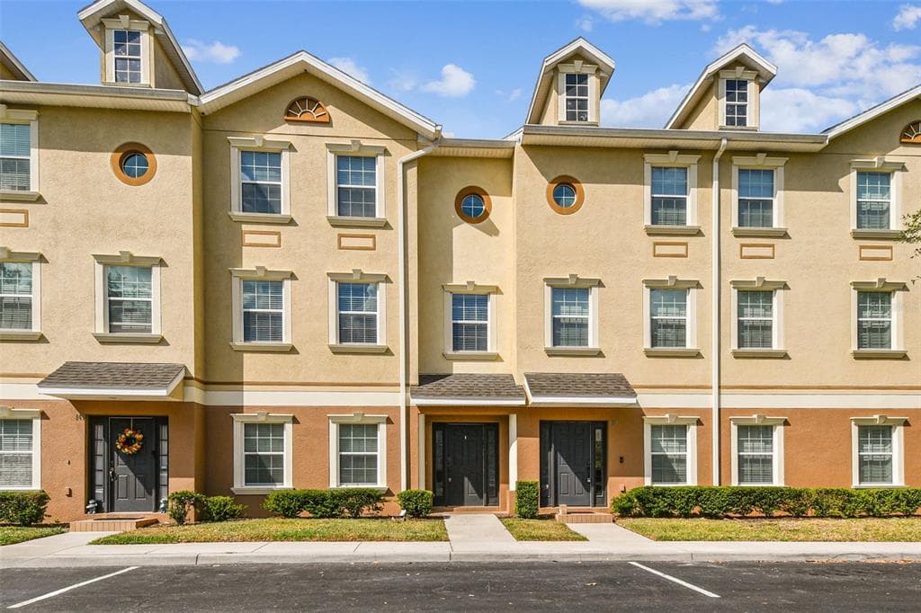 10144 ARBOR RUN DRIVE UNIT 140 TAMPA, FL 33647