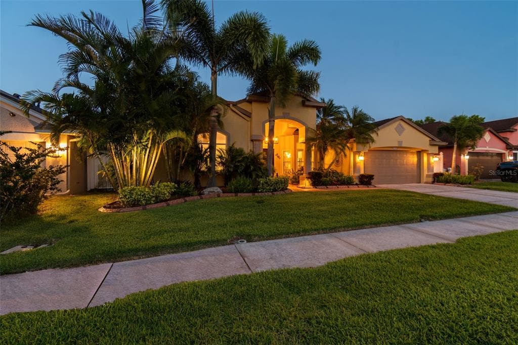 1720 TANGLEDVINE DRIVE
