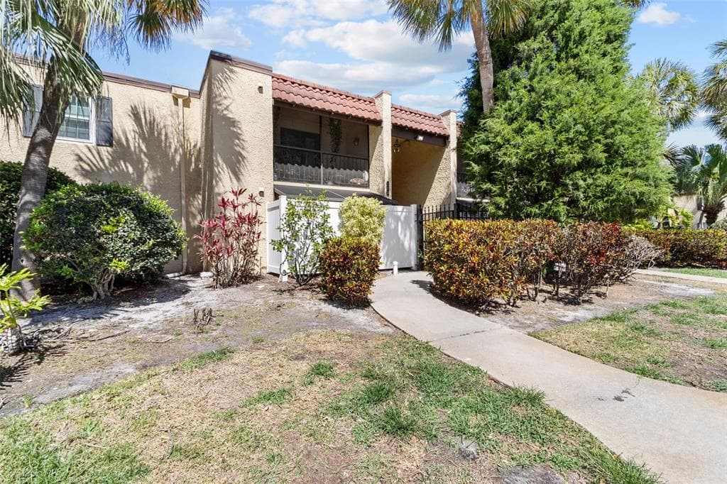 105 S OBRIEN STREET UNIT 116
