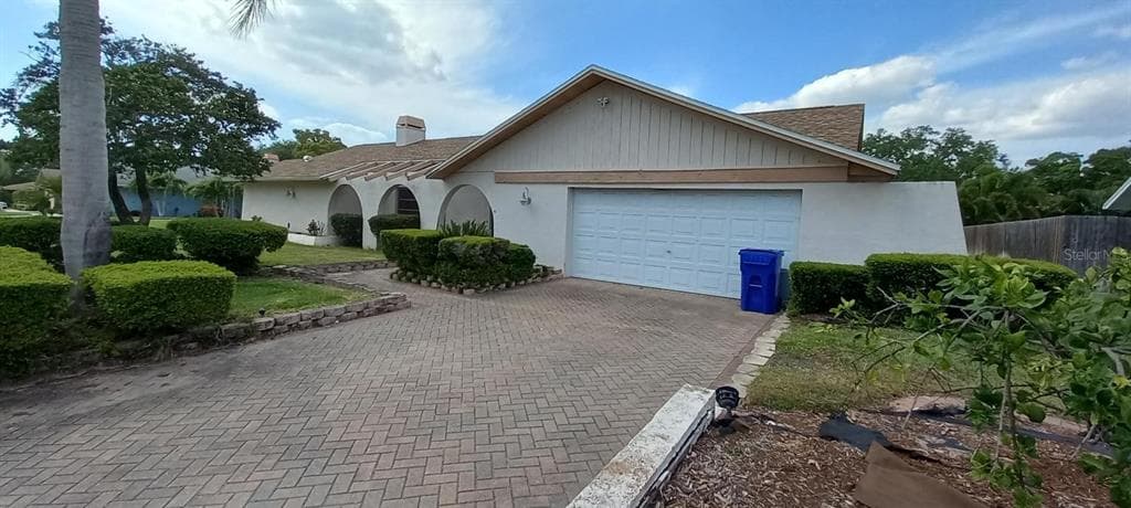 1670 SHAKER LANE