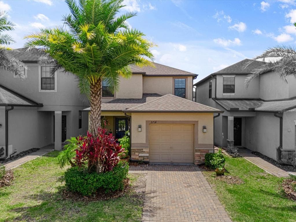 2714 GARDEN FALLS DRIVE BRANDON, FL 33511