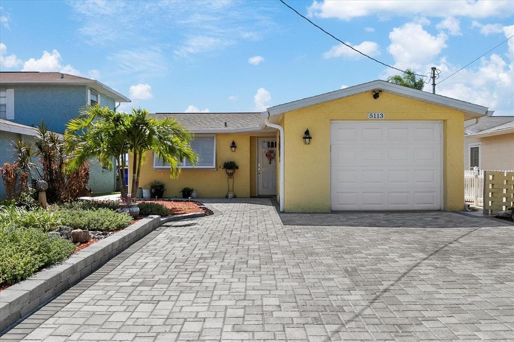 5113 BLUE HERON DRIVE NEW PORT RICHEY, FL 34652