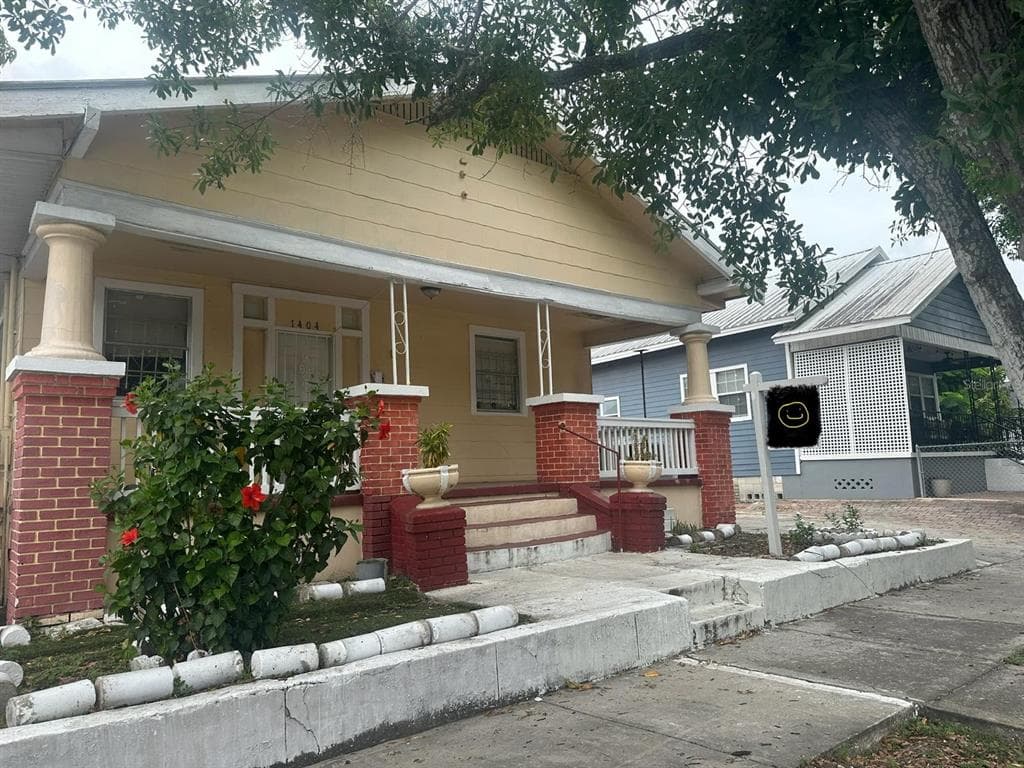 1404 E 22ND AVENUE TAMPA, FL 33605