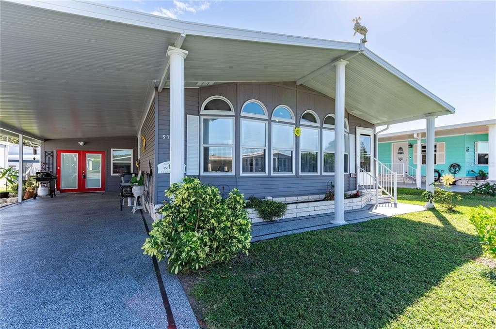 5738 PAWNEE STREET ZEPHYRHILLS, FL 33542