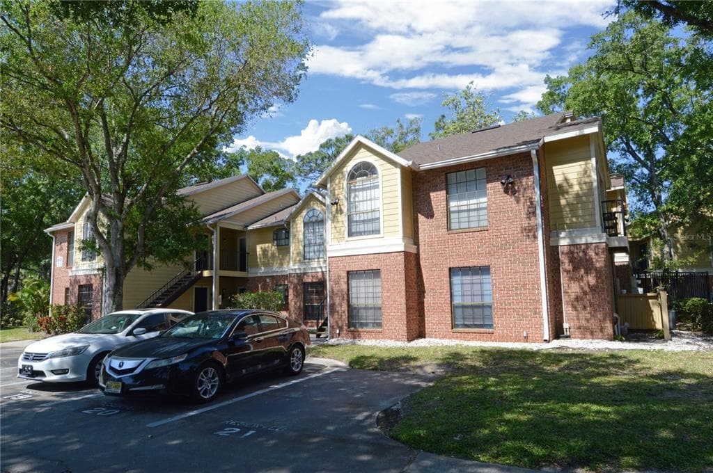 8653 MALLARD RESERVE DRIVE UNIT 203(Furnished) TAMPA, FL 33614