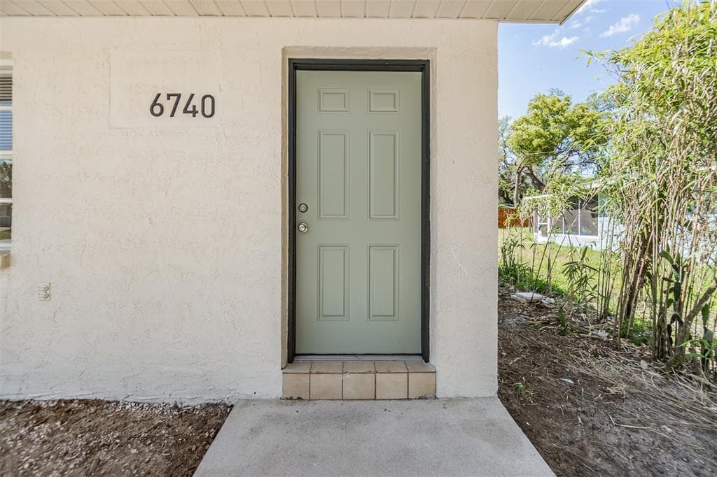 6740 CARNELIAN AVENUE NEW PORT RICHEY, FL 34653