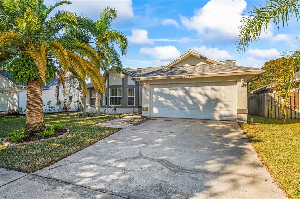 1008 TRADEWINDS DR DRIVE TARPON SPRINGS, FL 34689