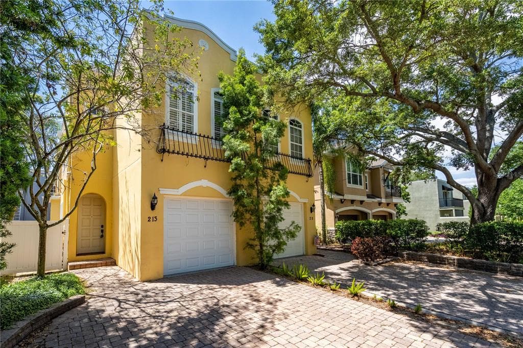 213 S ARRAWANA AVENUE TAMPA, FL 33609
