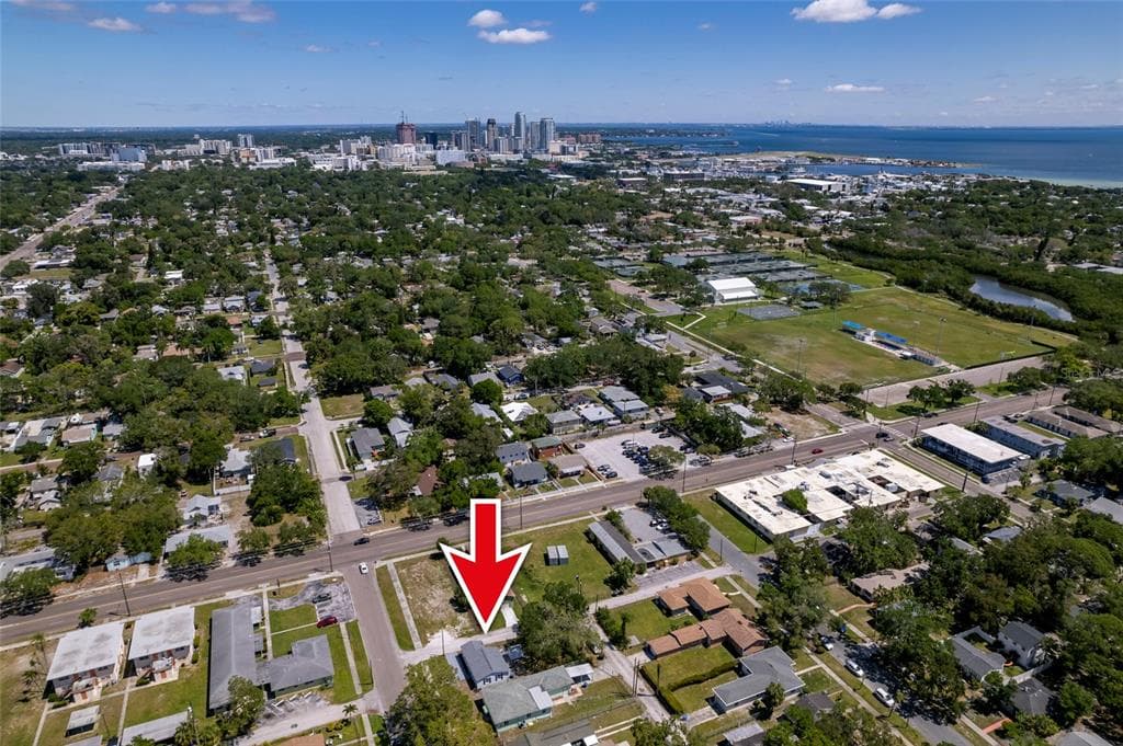 2218 8TH STREET S ST PETERSBURG, FL 33705