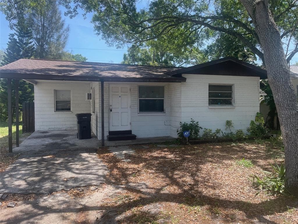 6517 30TH WAY N ST PETERSBURG, FL 33702