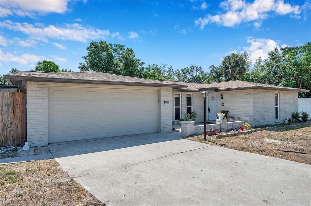 10814 STAMFORD DRIVE PORT RICHEY, FL 34668
