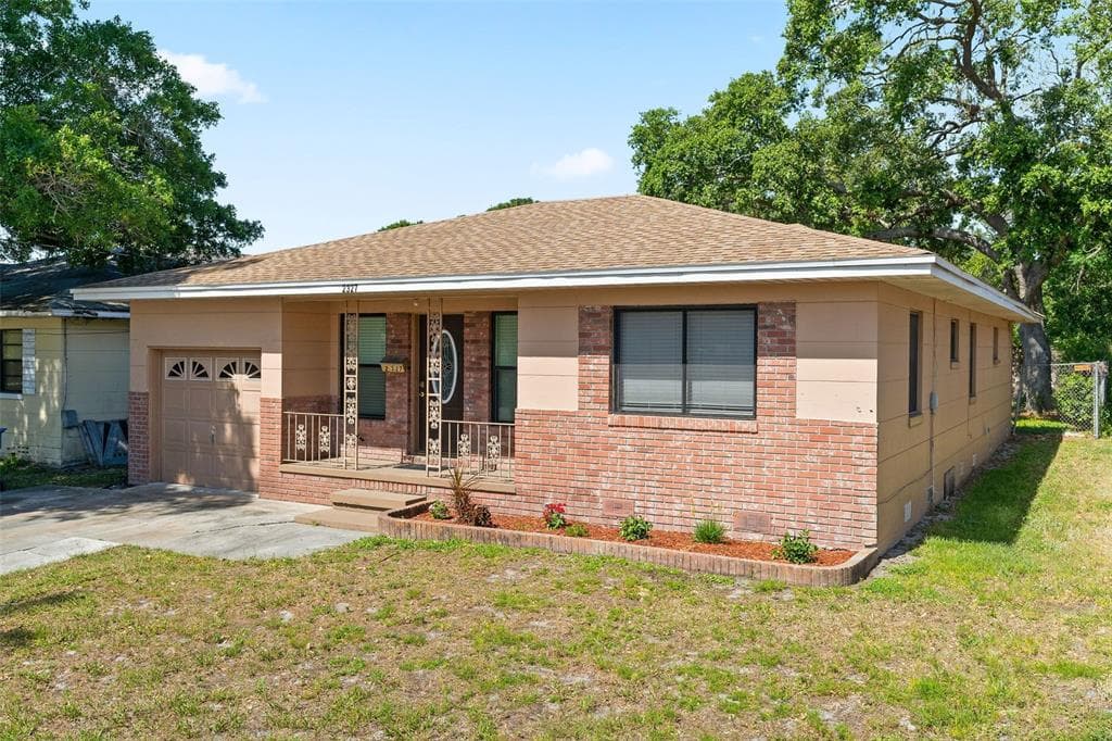 2327 42ND STREET S ST PETERSBURG, FL 33711