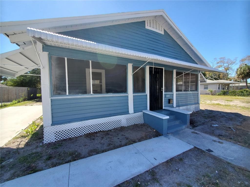 1920 13TH AVENUE S ST PETERSBURG, FL 33712
