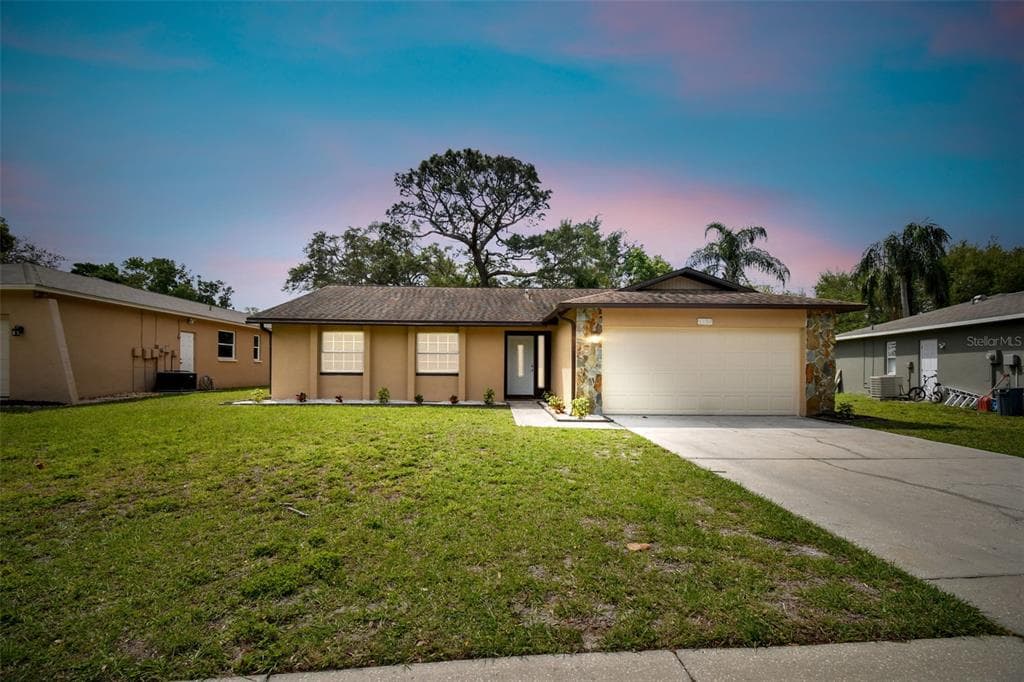 1381 OHIO AVENUE DUNEDIN, FL 34698