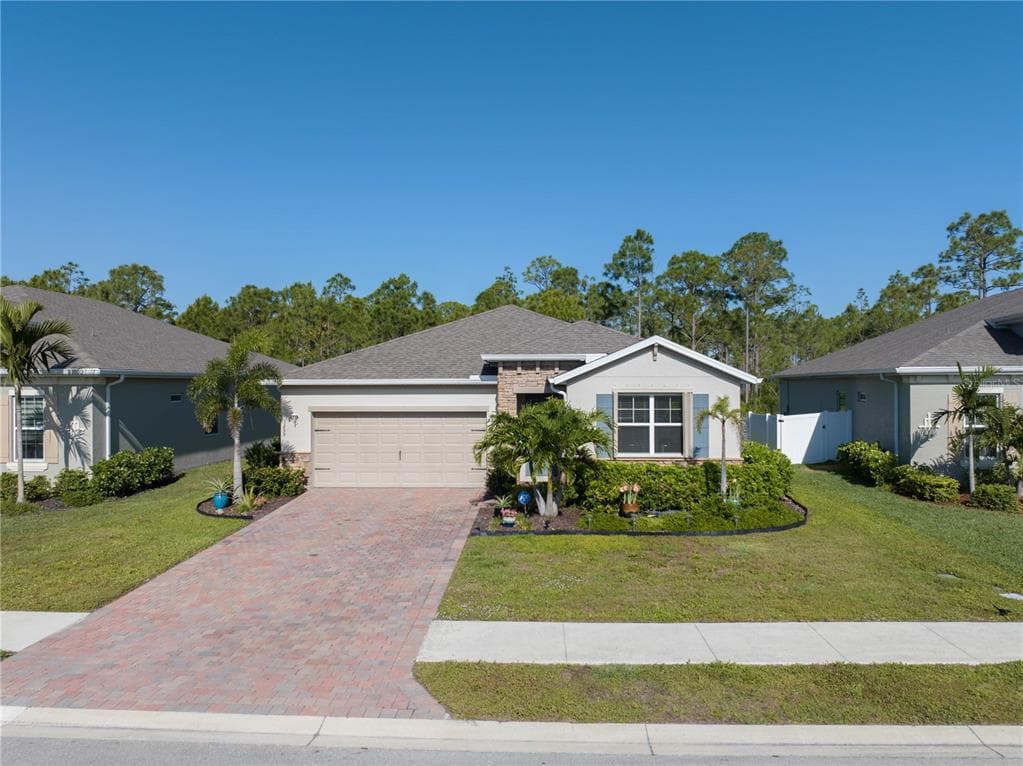 3259 BARAVALDO CIRCLE CAPE CORAL, FL 33909