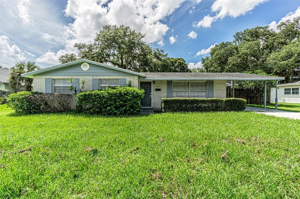 1507 8TH STREET W PALMETTO, FL 34221