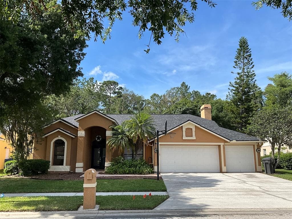 19607 WYNDHAM LAKES DRIVE ODESSA, FL 33556