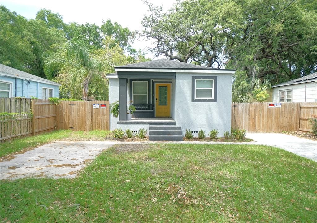 908 E CAYUGA STREET TAMPA, FL 33603