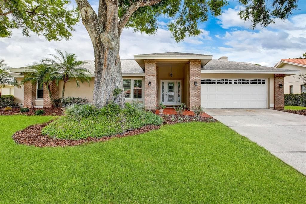 15510 FENTRESS COURT TAMPA, FL 33647